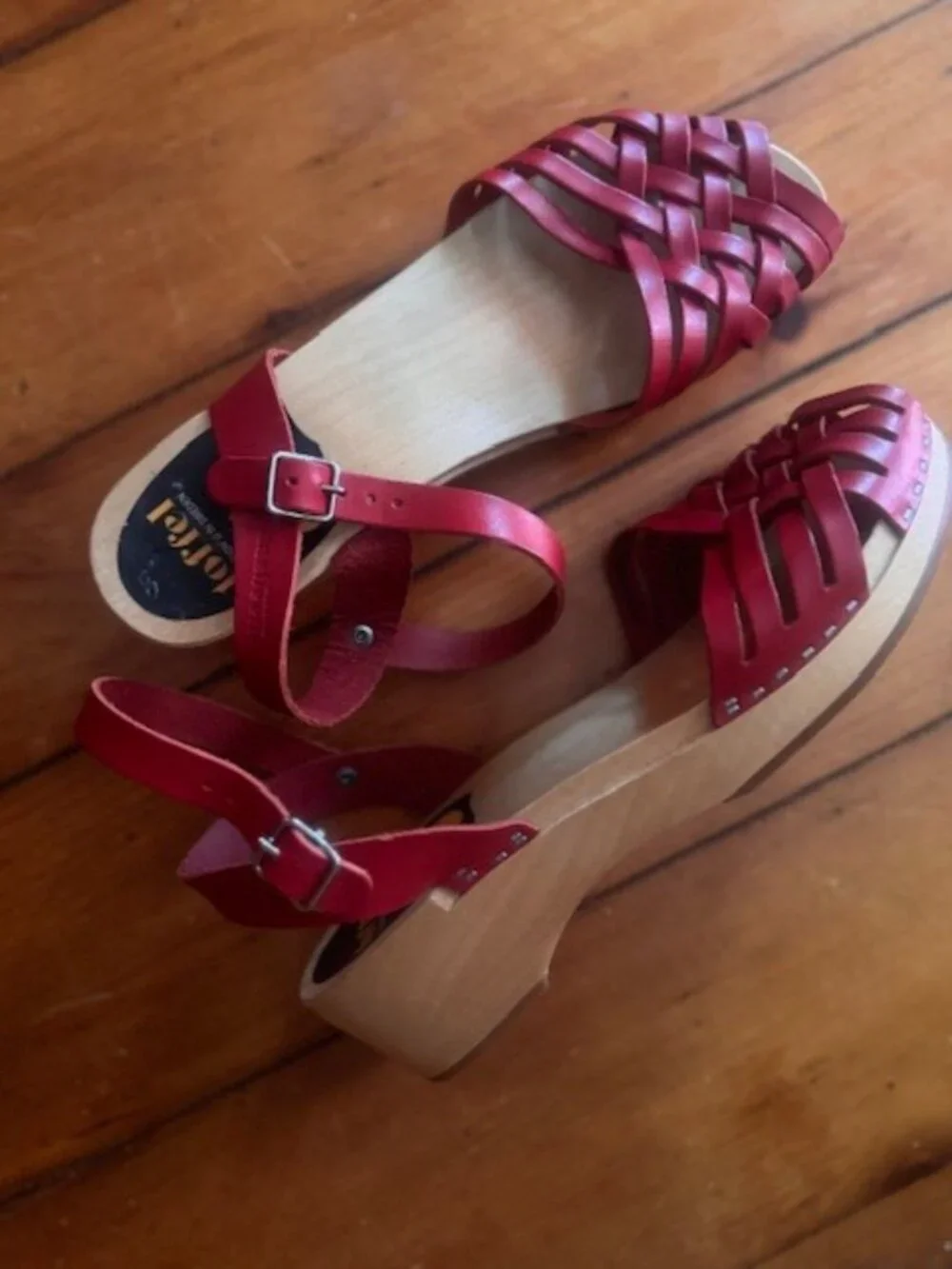 New Swedish Red Toffel Hasbeens Sandals - Picture 3 of 4
